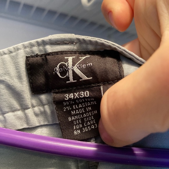 2 pairs of Calvin Klein jeans - Picture 4 of 4